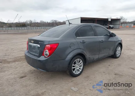 2013 Chevrolet Sonic Lt Auto z USA, uszkodzony, nr VIN 1G1JC5SH7D4126598
